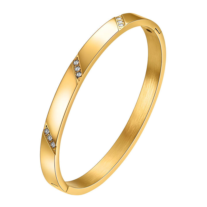 Eden Twist Bangle