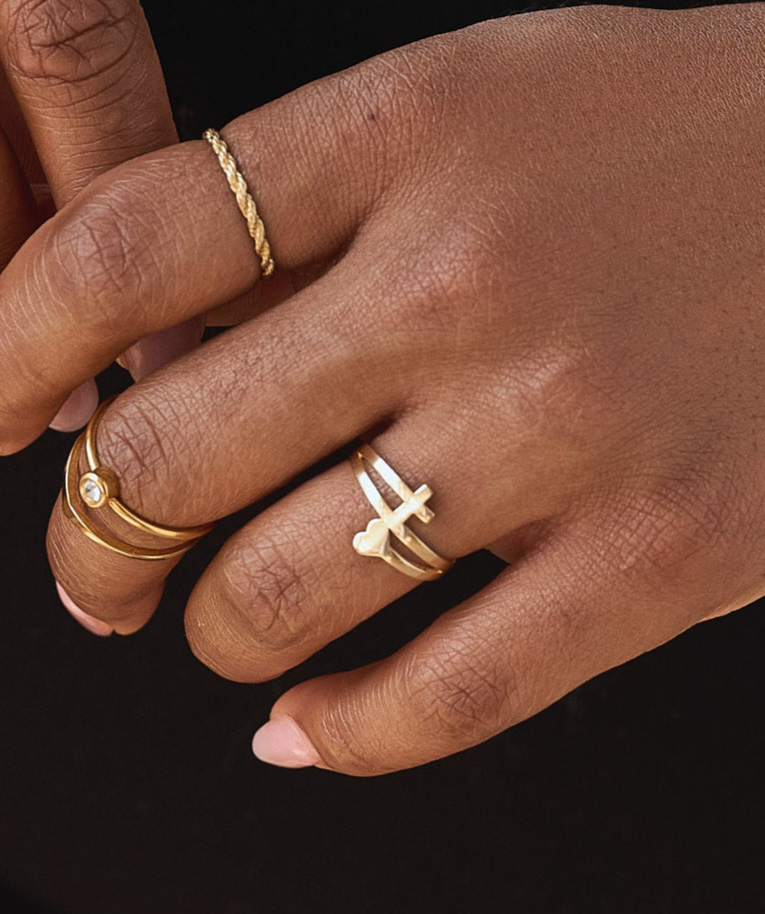 10k Solid Gold Twisted rope Ring